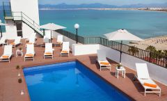 Hotel Whalabeach
